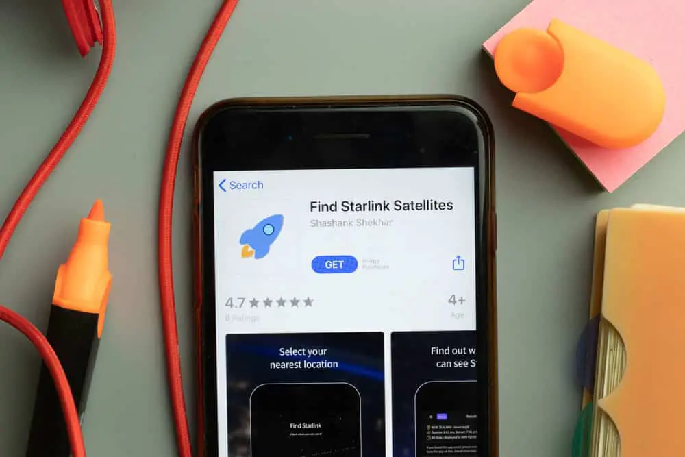 Using the Starlink mobile app to locate satellites