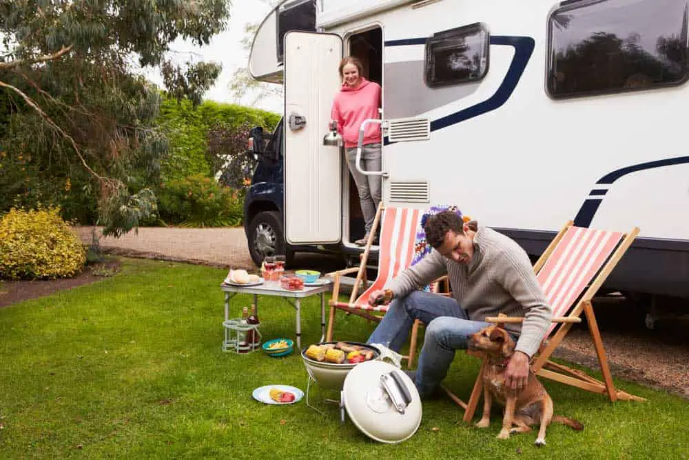 Starlink has an RV internet package that you can pause.